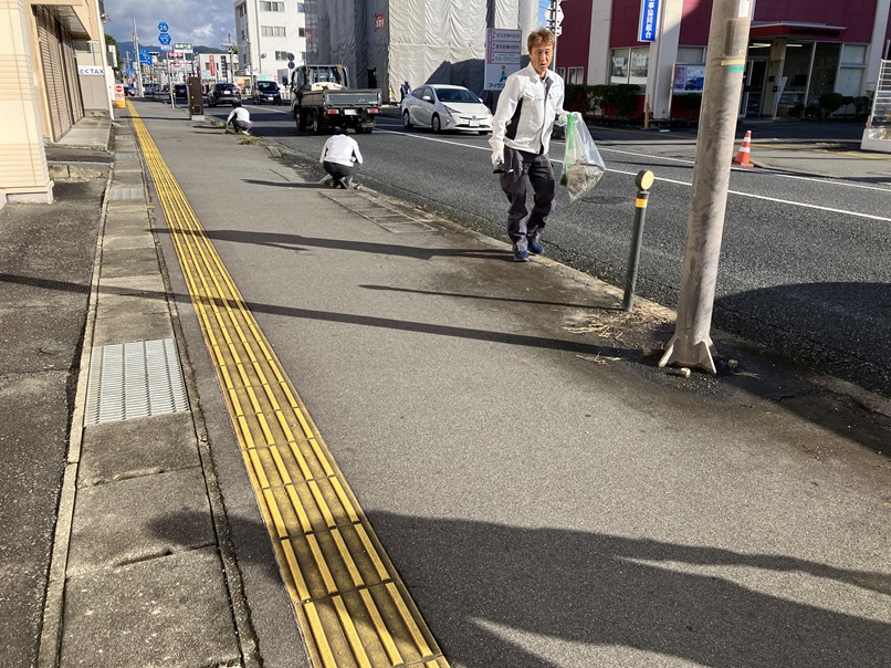 総ぐるみ運動
