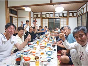 【民宿 越後屋での慰労会】