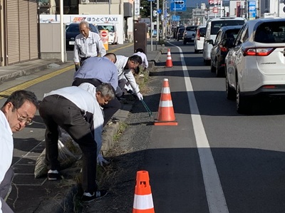 総ぐるみ運動