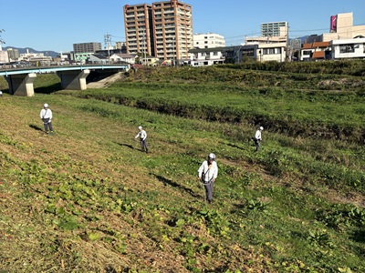 総ぐるみ運動